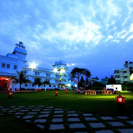 Hotel Bonsejour Pondicherry Exterior photo
