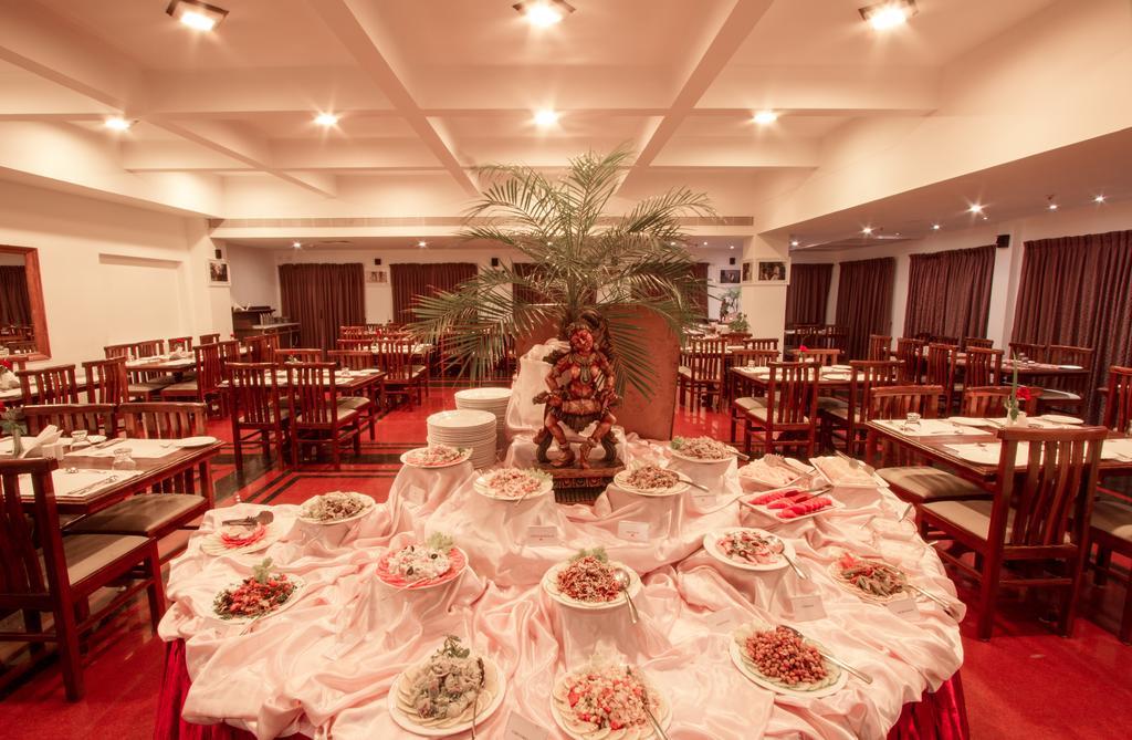 Hotel Bonsejour Pondicherry Exterior photo