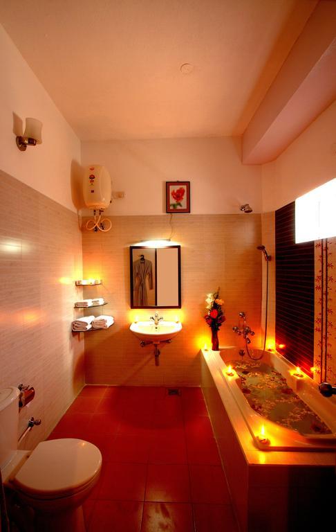 Hotel Bonsejour Pondicherry Exterior photo
