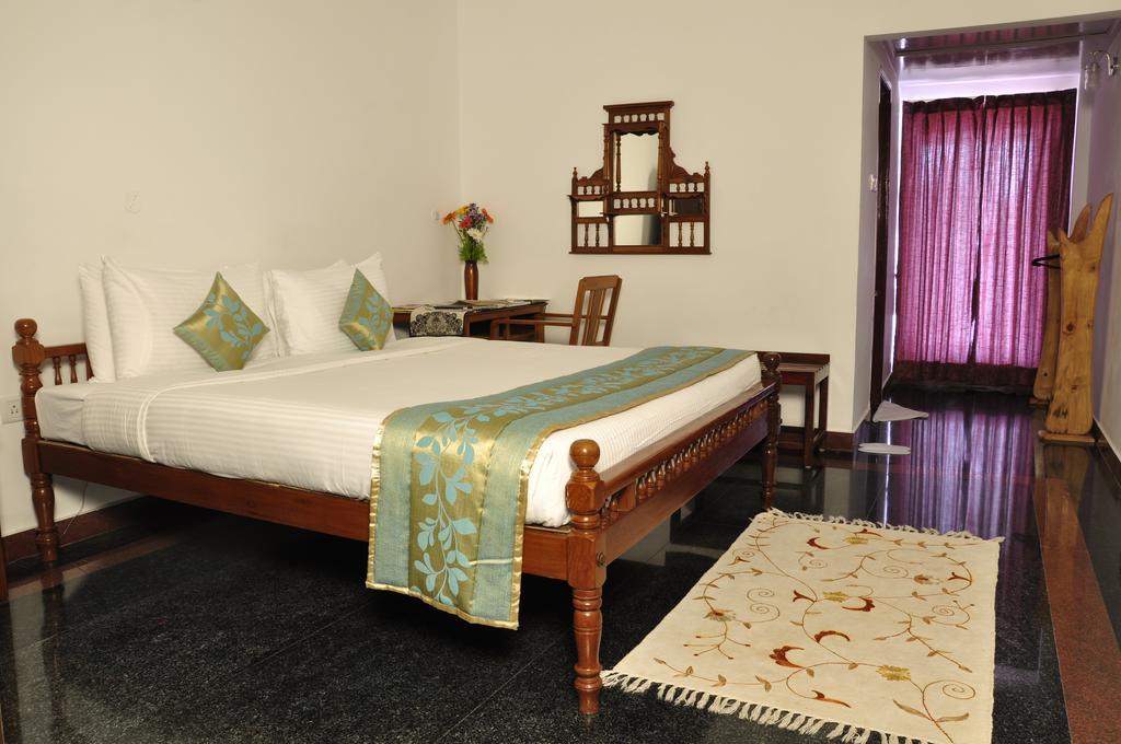 Hotel Bonsejour Pondicherry Exterior photo